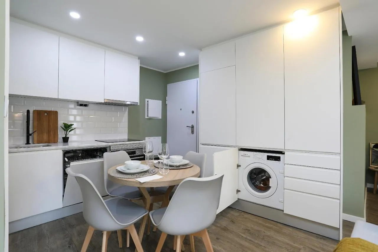 Loios Studios And Apartments 리스본 0*,