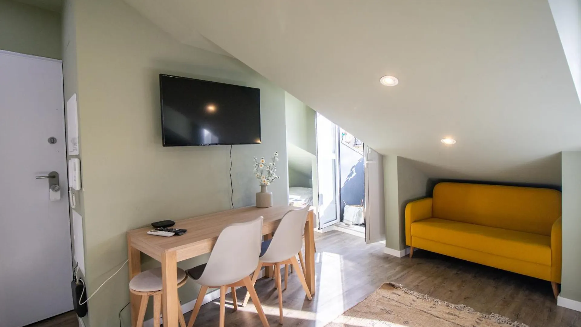 Loios Studios And Apartments 리스본 0*,  포르투갈