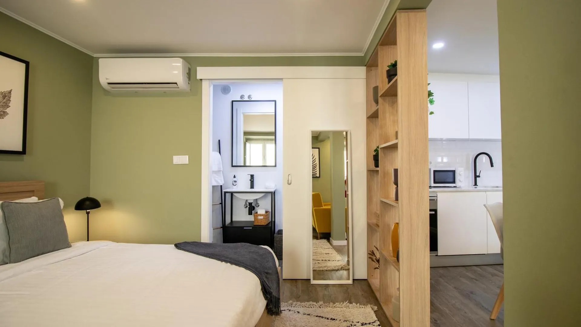 Loios Studios And Apartments Lissabon Portugal