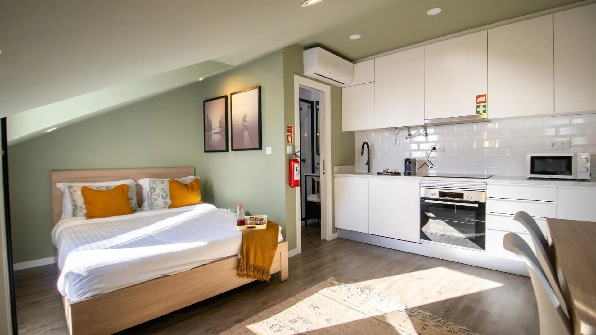 Loios Studios And Apartments Lissabon Aparthotel