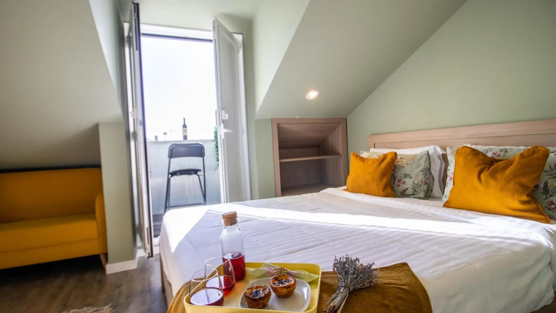 Loios Studios And Apartments Lissabon Aparthotel