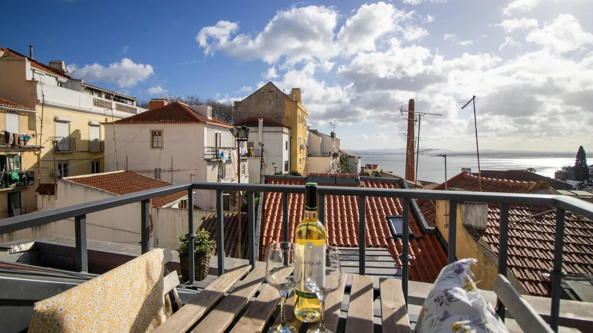 Loios Studios And Apartments Lissabon